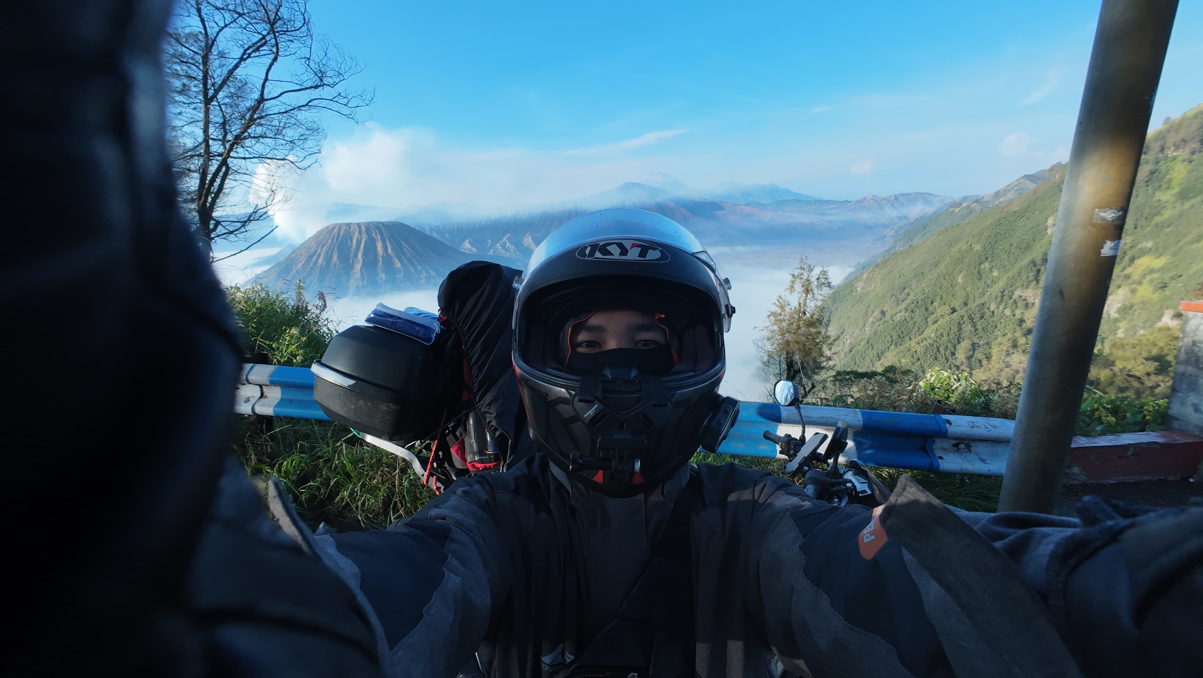 Cover image for Peran